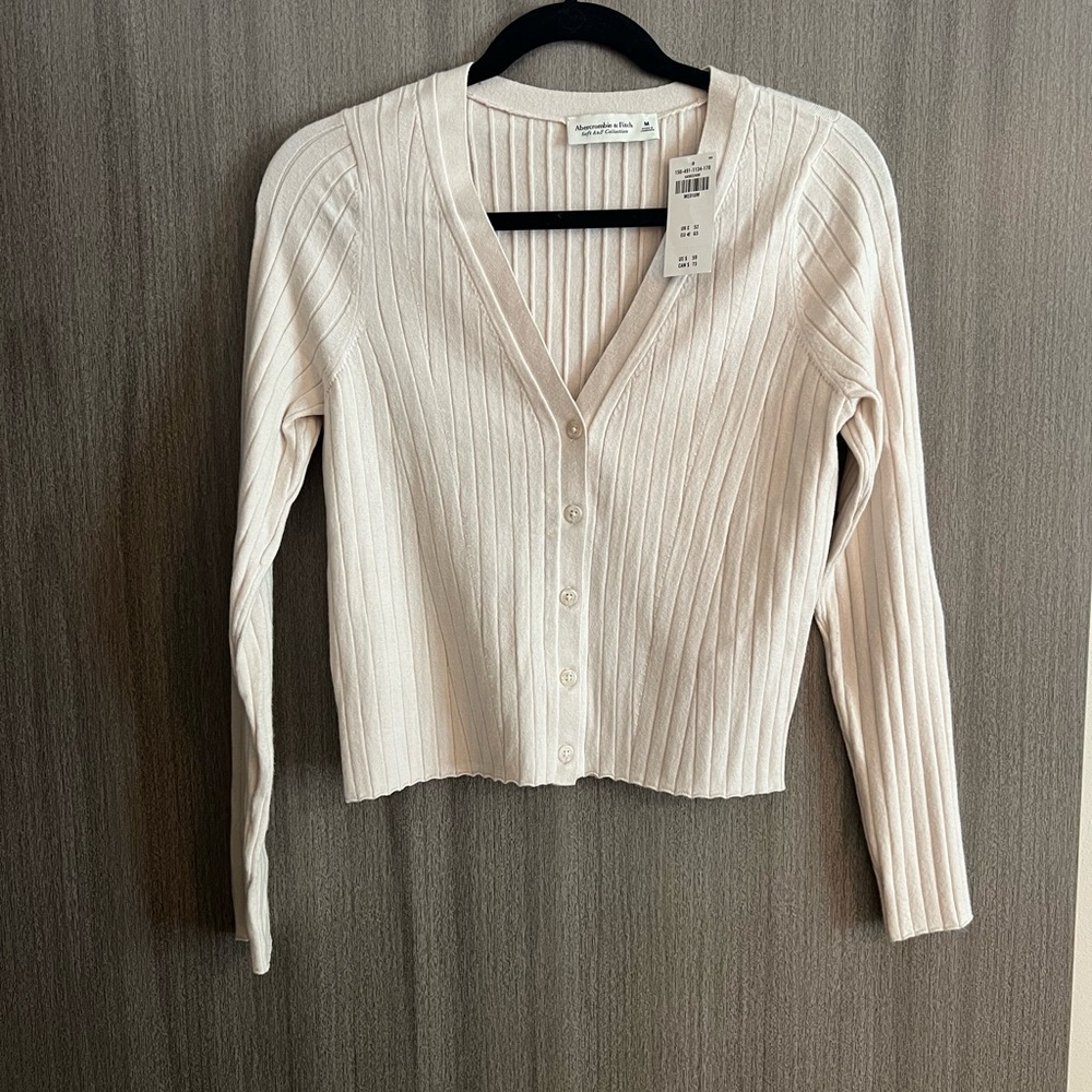 NWT Abercrombie Ribbed Cardigan